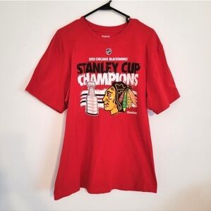 Reebok Blackhawks Stanley cup t-shirt size XL